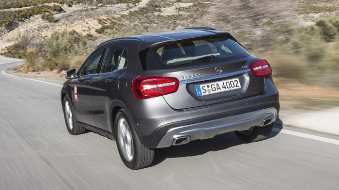 Ο 2,2 λτ. Diesel της GLA 200 CDI δίνει έμφαση στην οικονομία, καταναλώνοντας μόνο 4,3 λτ. καυσίμου ανά 100 χλμ.